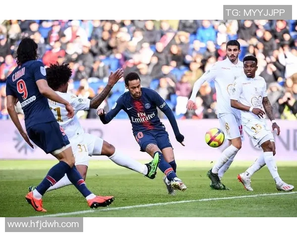 罗马队与慕逊加柏的精彩对决：谁能在欧战中笑到最后